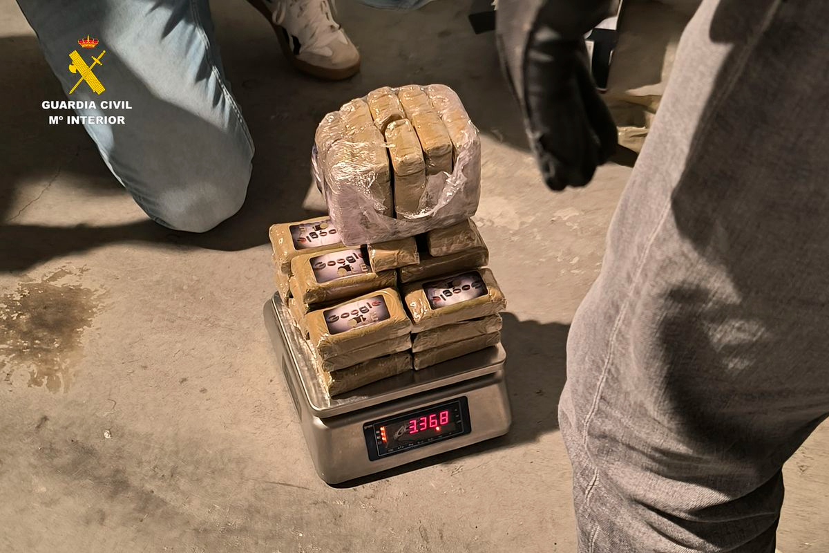 Guardia Civil desmantela punto de venta de droga en Guijuelo