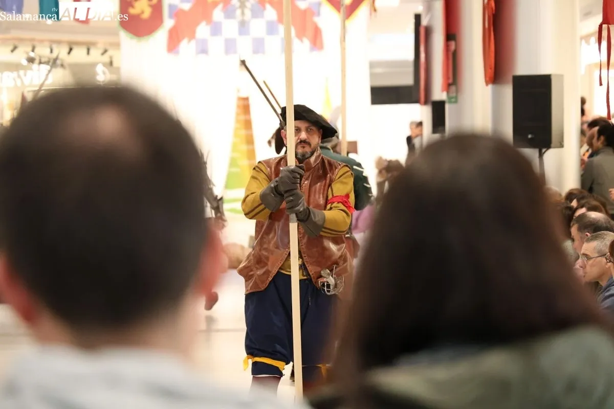 Viaje en el tiempo con la Asociación Cultural Tercio de Salamanca en El Tormes. Foto de David Sañudo