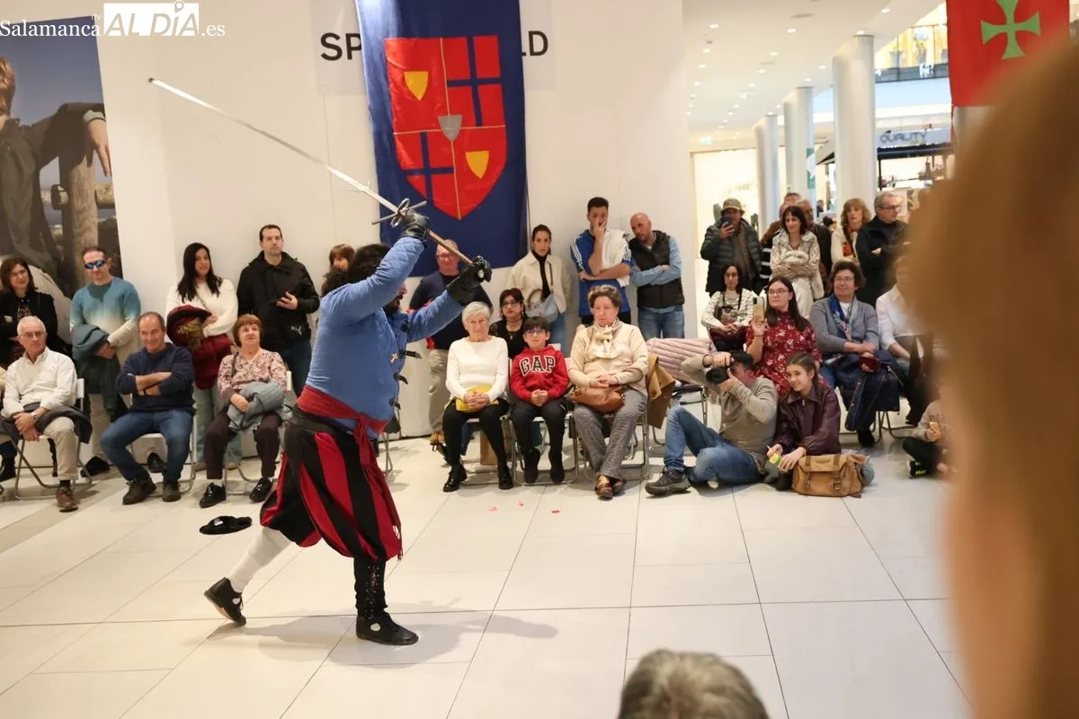 Viaje en el tiempo con la Asociación Cultural Tercio de Salamanca en El Tormes. Foto de David Sañudo