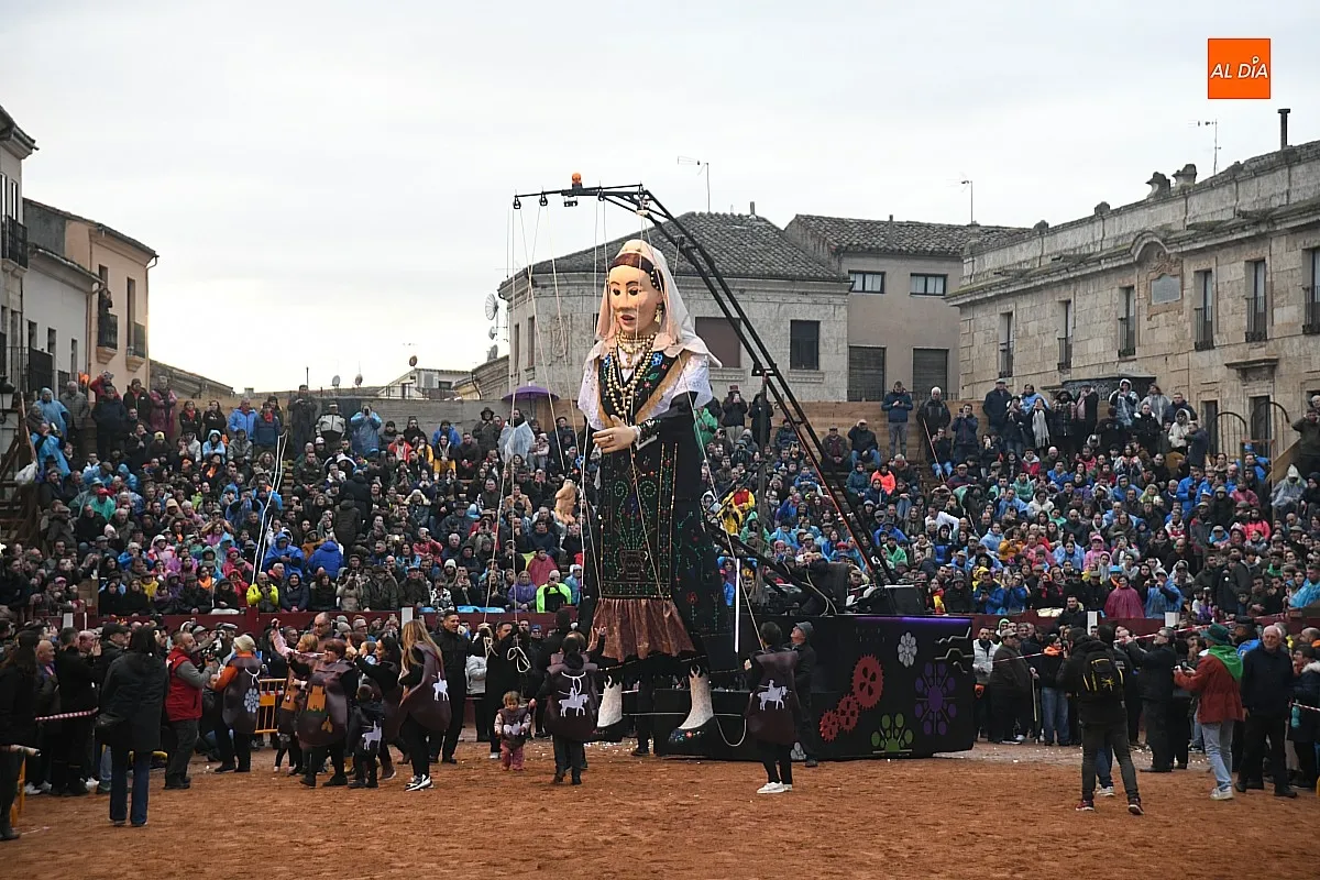 Charra Gigante de la Carroza AAVV SAn Andrés Carnaval 2025