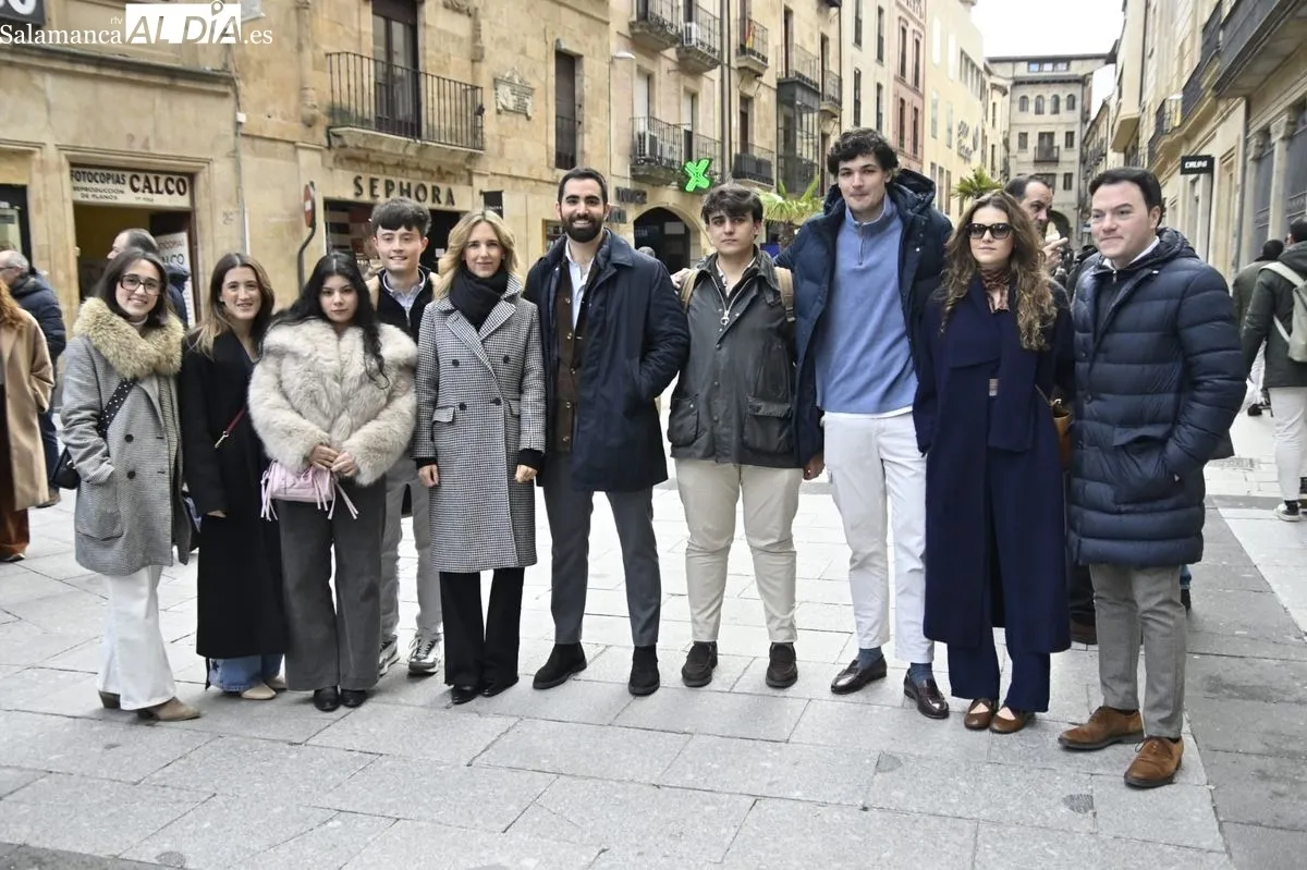 Cayetana Álvarez de Toledo, portavoz adjunta del Grupo PP en el Congreso de los Diputados, en su visita a Salamanca, acompañada por miembros del PP salmantino