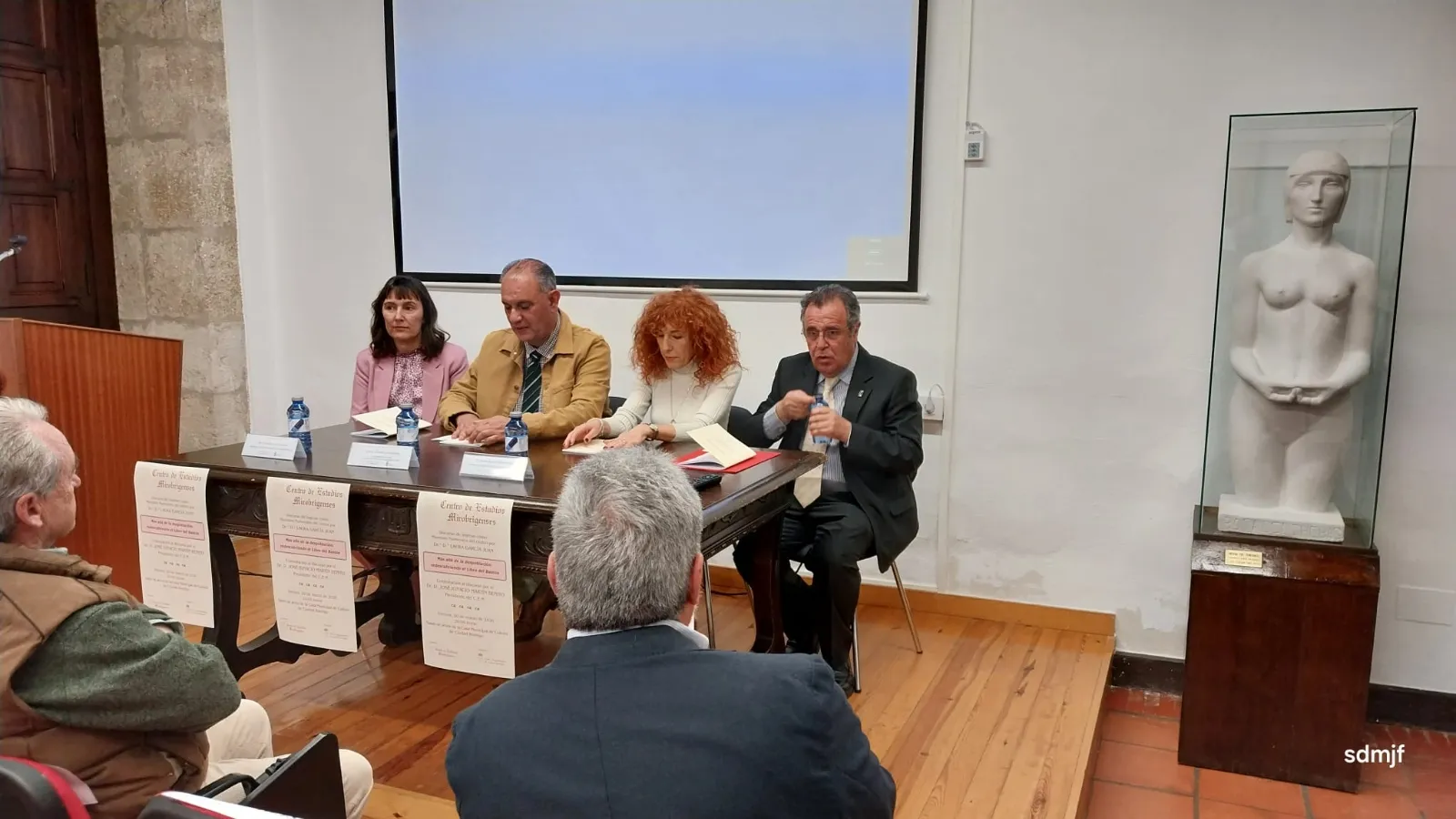 Acto del Centro de Estudios Mirobrigenses en la Casa de la Cultura 