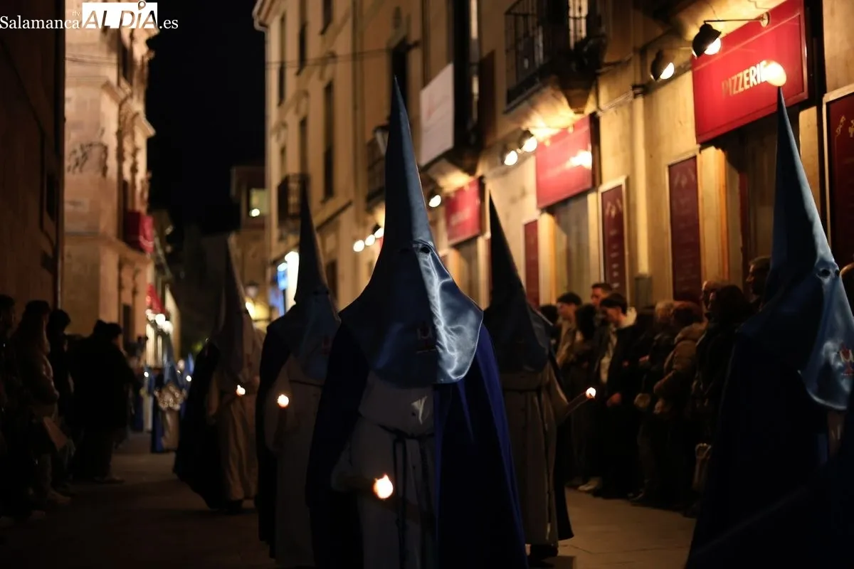 Procesión del Cristo de los Doctrinos y la Virgen de la Amargura de la Confradía de la Vera Cruz. Fotos: David Sañudo