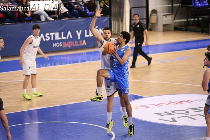 FOTOS | El Perfumerías Avenida Xoborg tumba al Navia (82-67)