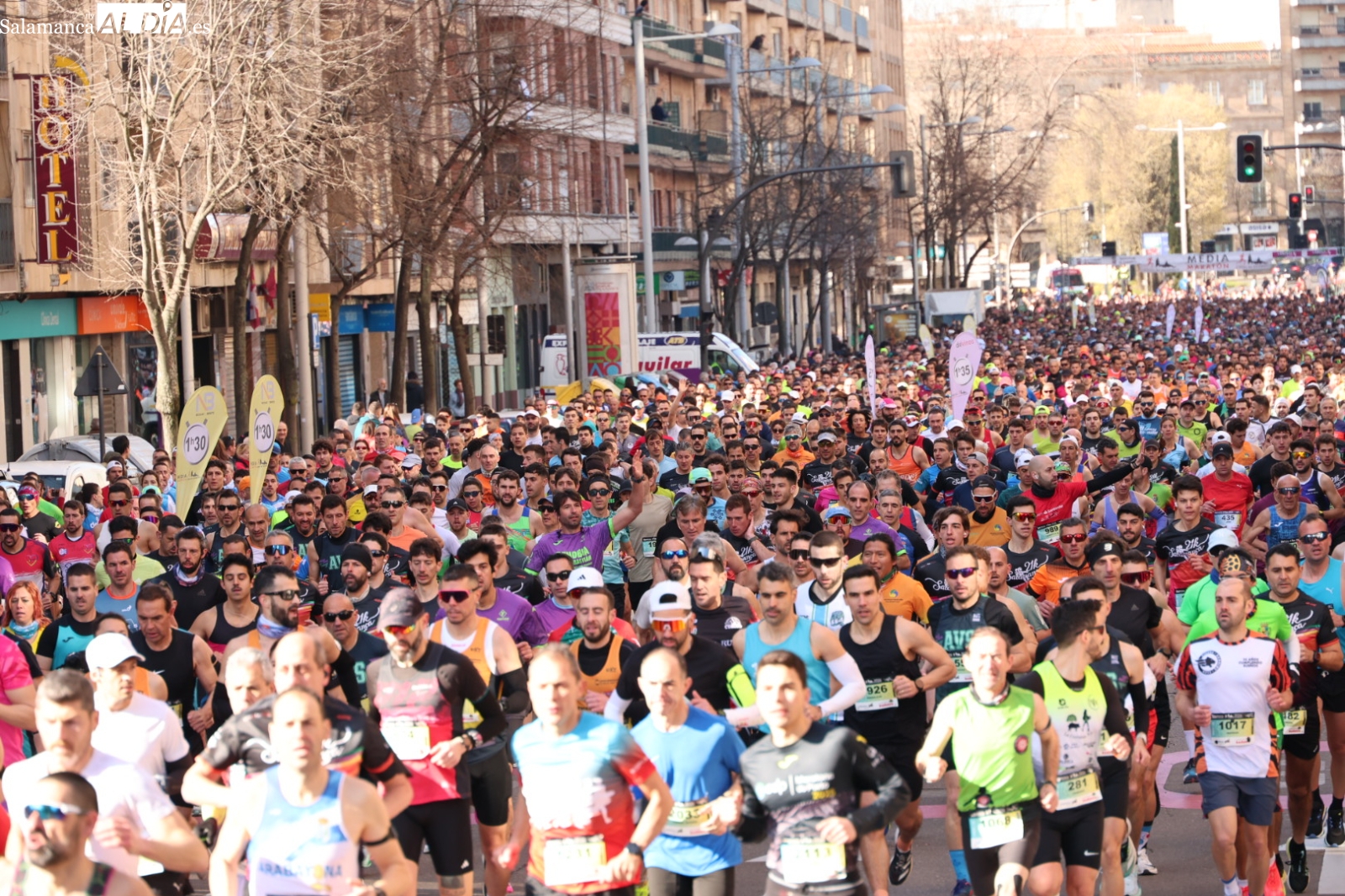 GALERÍA DE FOTOS Y VÍDEO | Iván Roade y Gema Martín se imponen en la XIV Media Maratón Ciudad de Salamanca