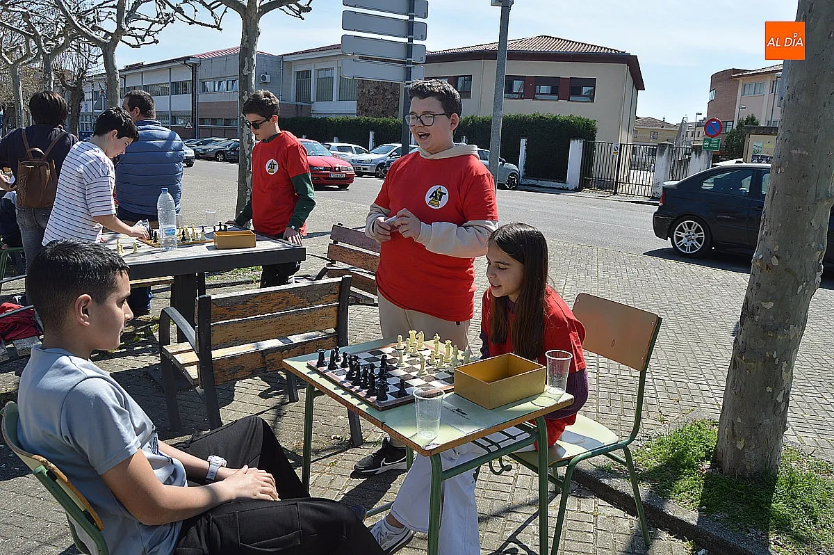Torneo de ajedrez entre el IES Tierra y IES Fray Diego Tadeo 
