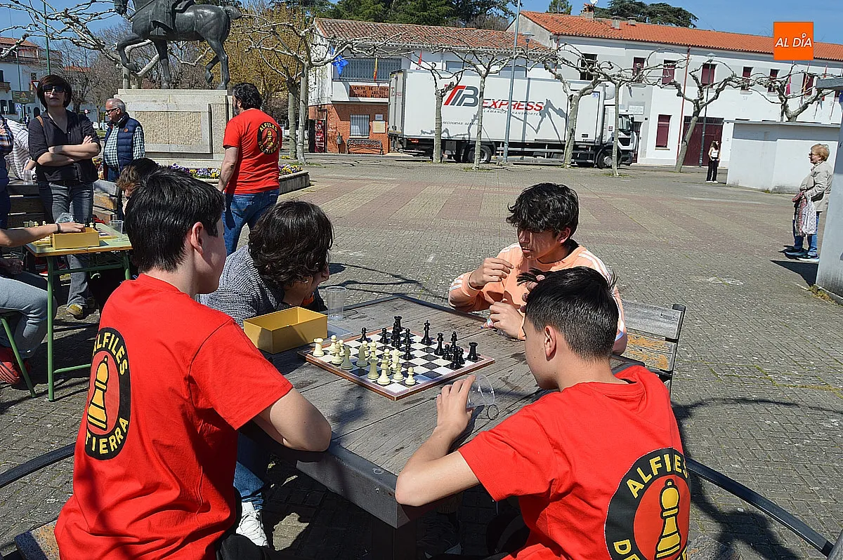Torneo de ajedrez entre el IES Tierra y IES Fray Diego Tadeo 