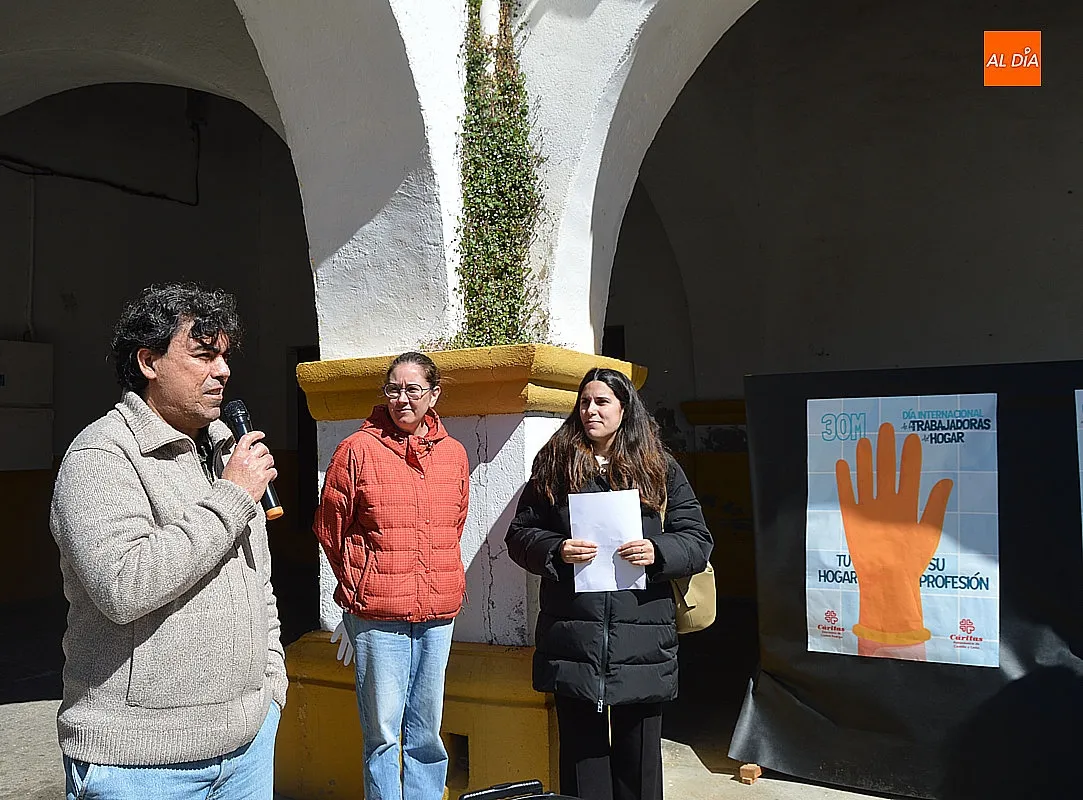 Caritas en la Plazuela del Buen Alcalde 
