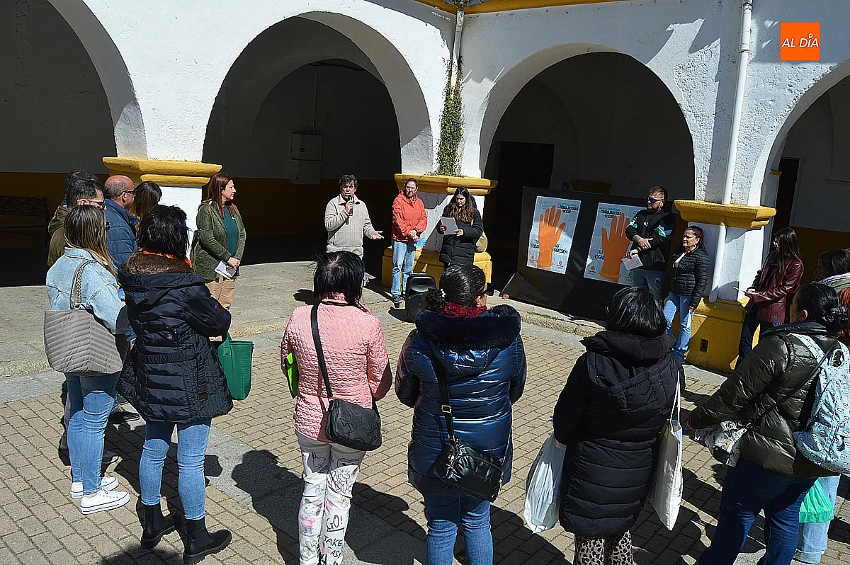 Caritas en la Plazuela del Buen Alcalde 