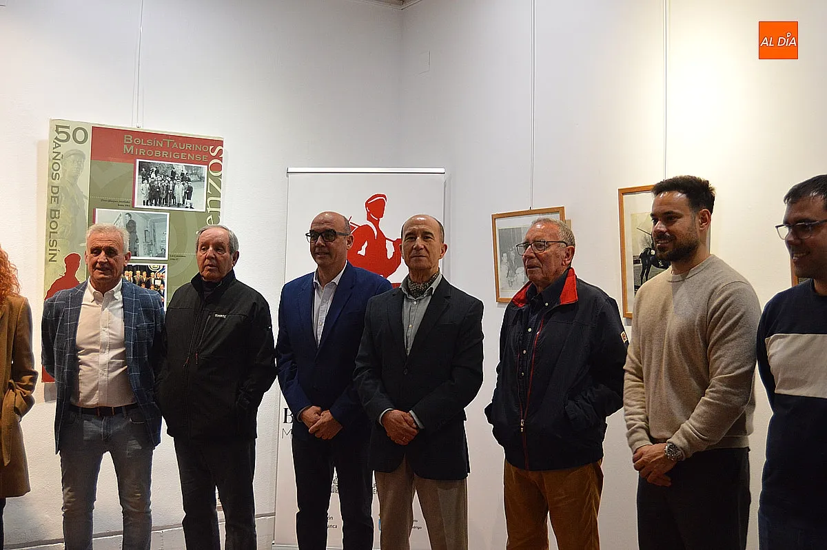 Exposición fotográfica del Bolsín Taurino Mirobrigense en la Casa de la Cultura 