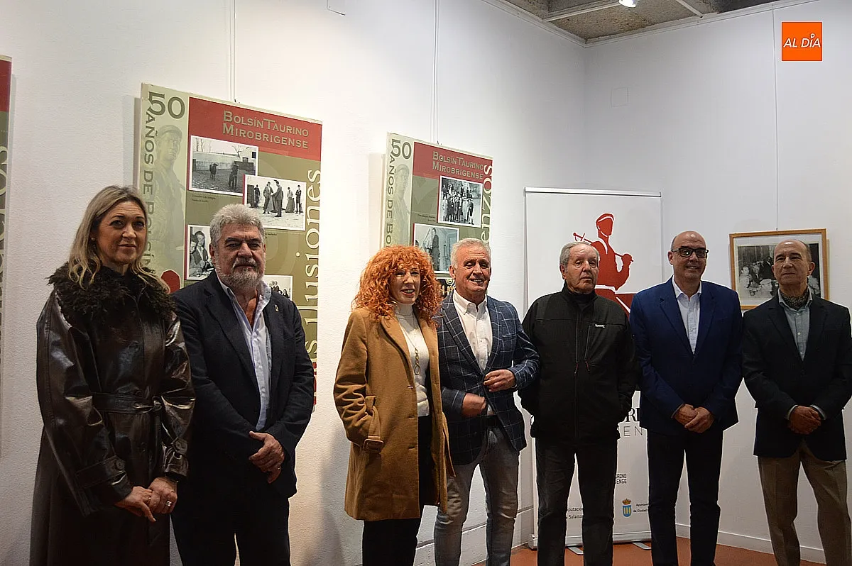 Exposición fotográfica del Bolsín Taurino Mirobrigense en la Casa de la Cultura 