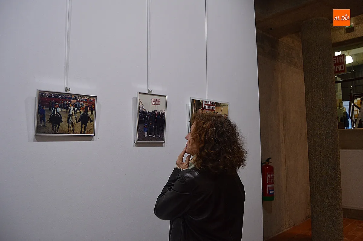 Exposición fotográfica del Bolsín Taurino Mirobrigense en la Casa de la Cultura 