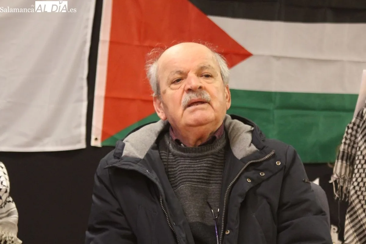 Celebración del Día de la Tierra palestina, con música, poesía y gastronomía, en Miranda de Azán. Foto de Fernando Sánchez Gómez