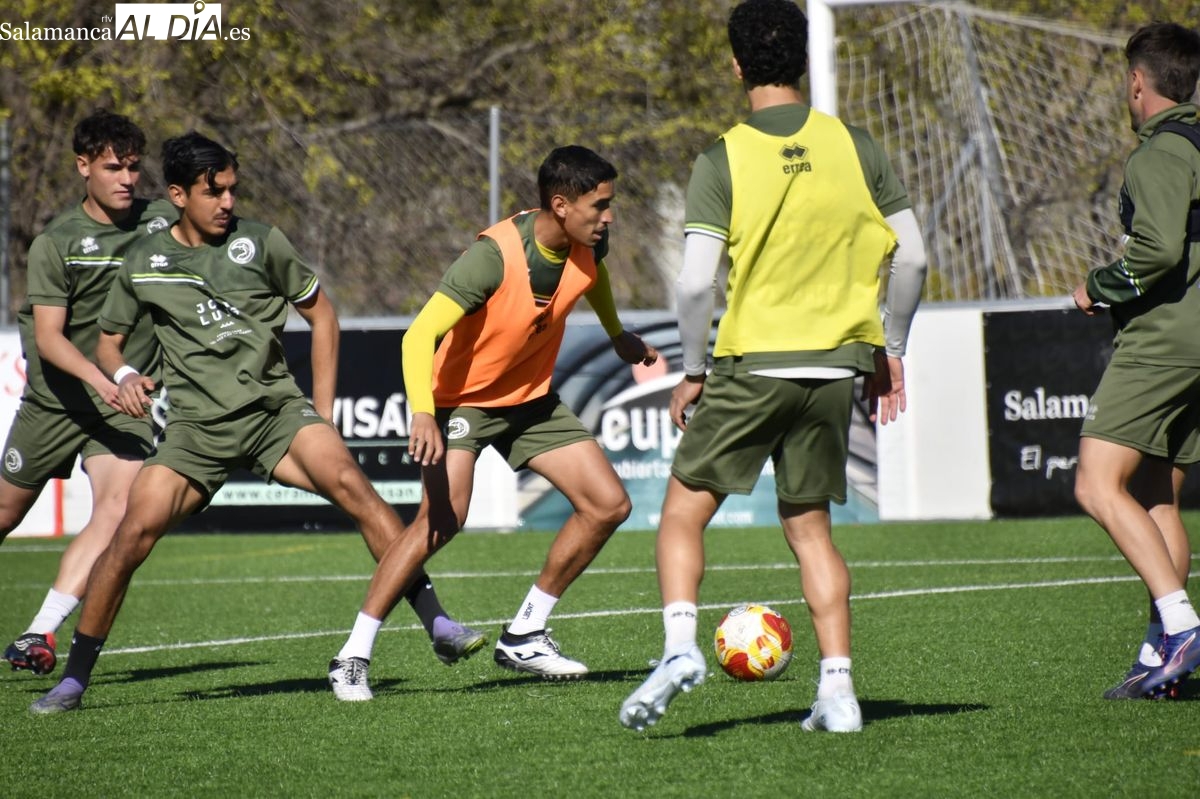 FOTOS | Máxima intensidad en Unionistas para asaltar el Ruta de la Plata en el derbi: Chibozo y Hugo, bajas