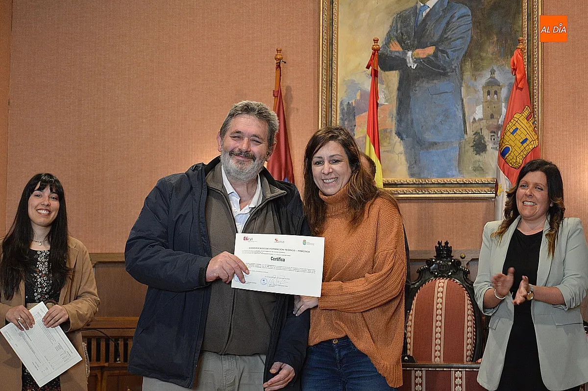 Clausura del curso Asistir II en el Salón de Plenos del Ayuntamiento 