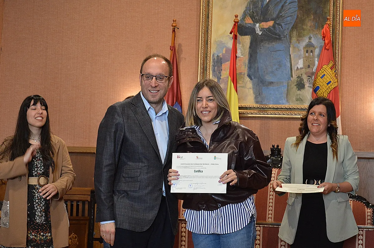 Clausura del curso Asistir II en el Salón de Plenos del Ayuntamiento 