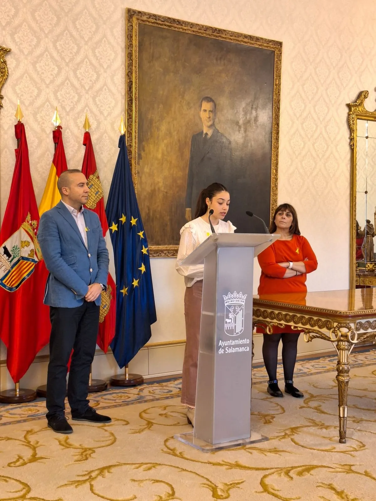 Recepción en el Ayuntamiento de Salamanca de representantes de la Asociación Salmantina de Apoyo a las Altas Capacidades (Atenea)