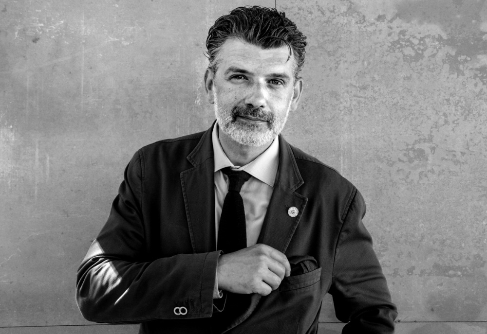 Francisco Narla, el escritor que ha conquistado a más de 300.000 lectores, presentará en Salamanca Ultreia