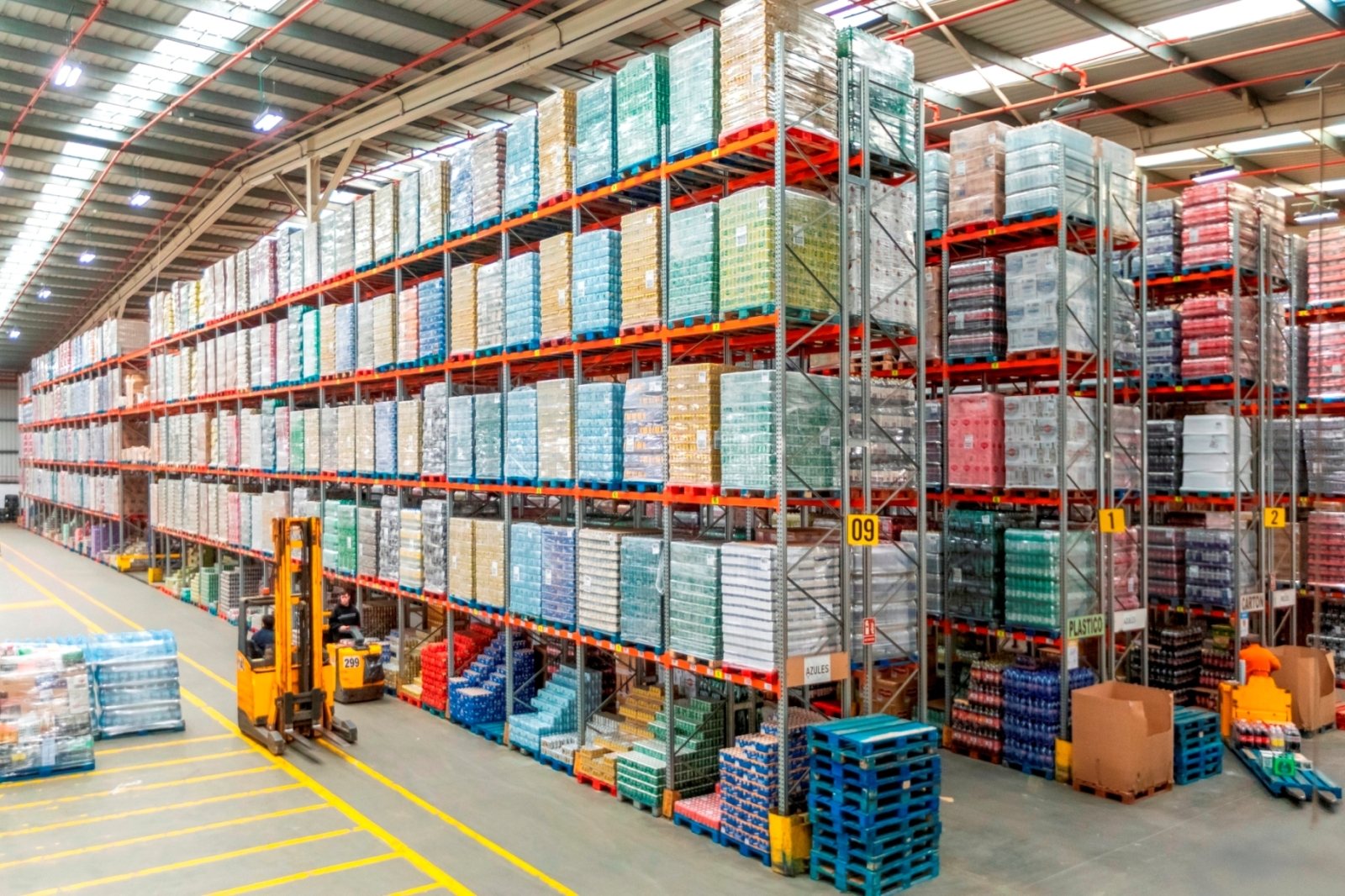 Gadis recicla 1.500 toneladas de cartón y plástico en Castilla y León