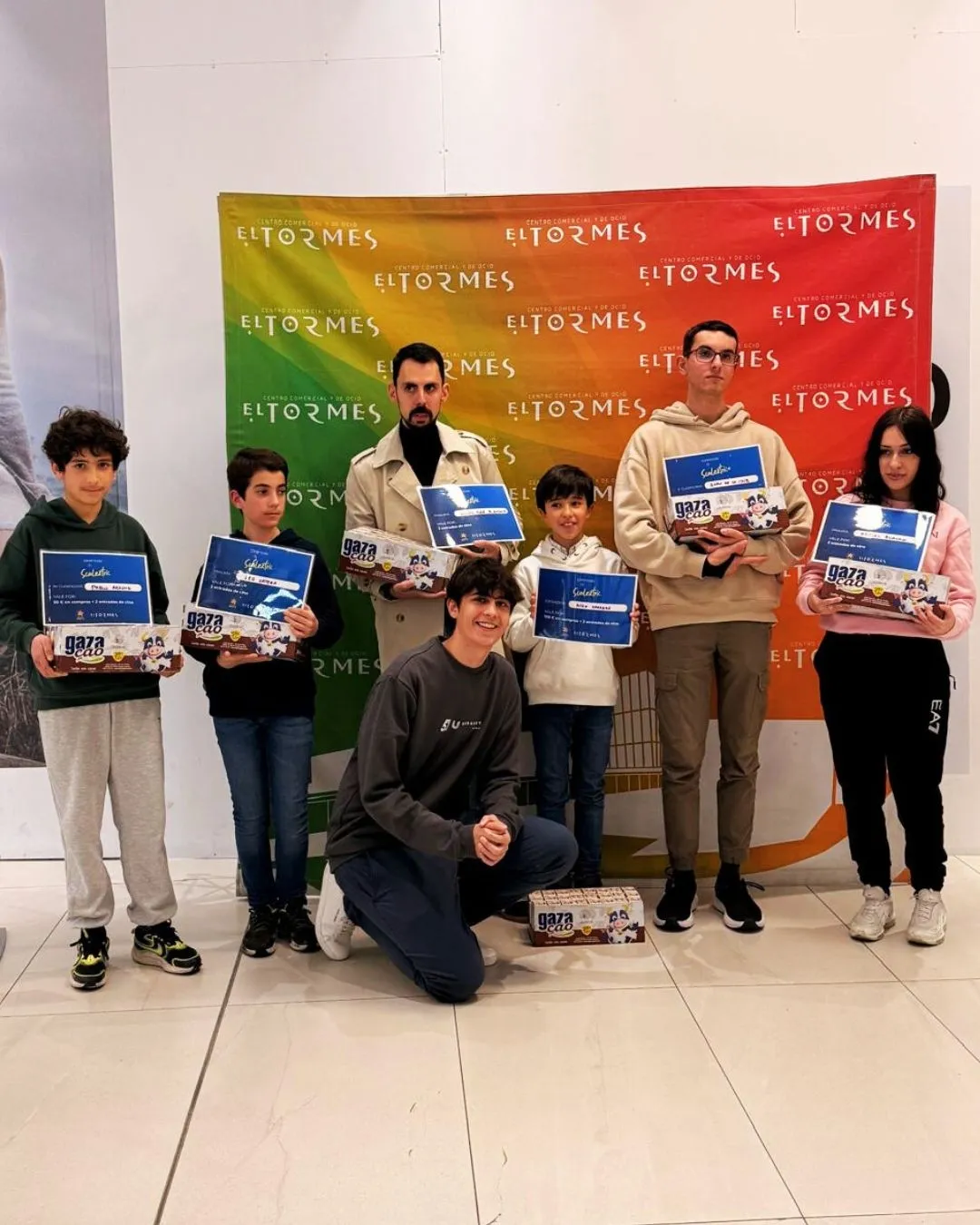Foto 3 - El circuito nocturno de Scalextric en El Tormes re&uacute;ne a 500 participantes