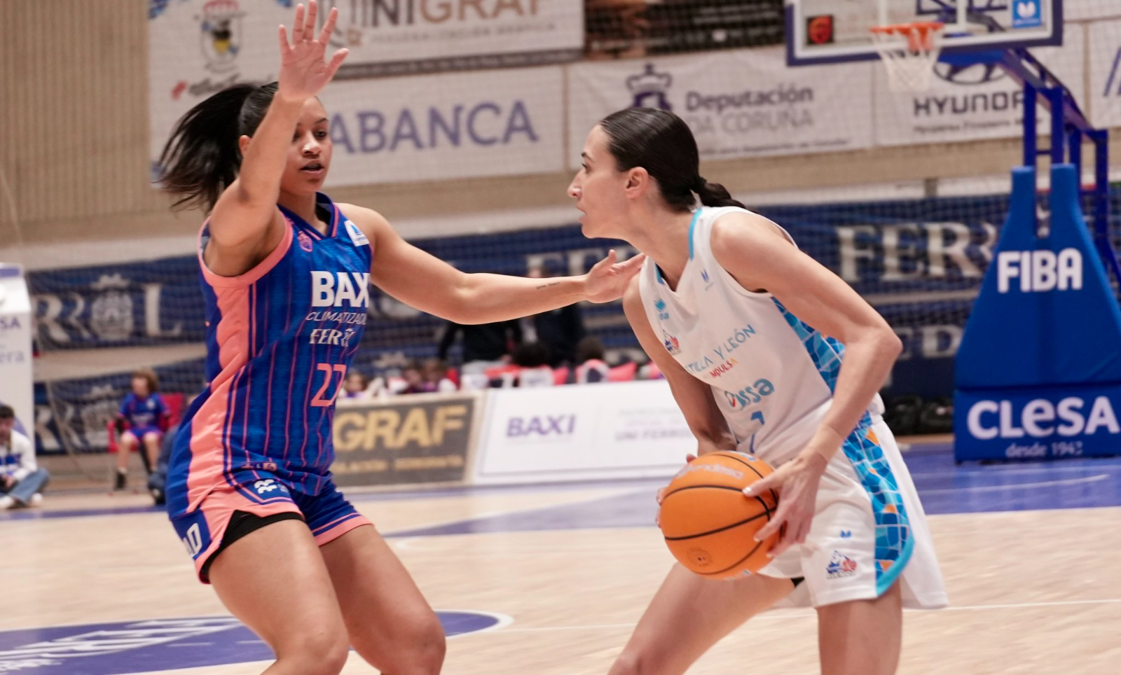 El Perfumerías Avenida se va al parón con los deberes hechos tras sudar para ganar al BAXI Ferrol (60-71)