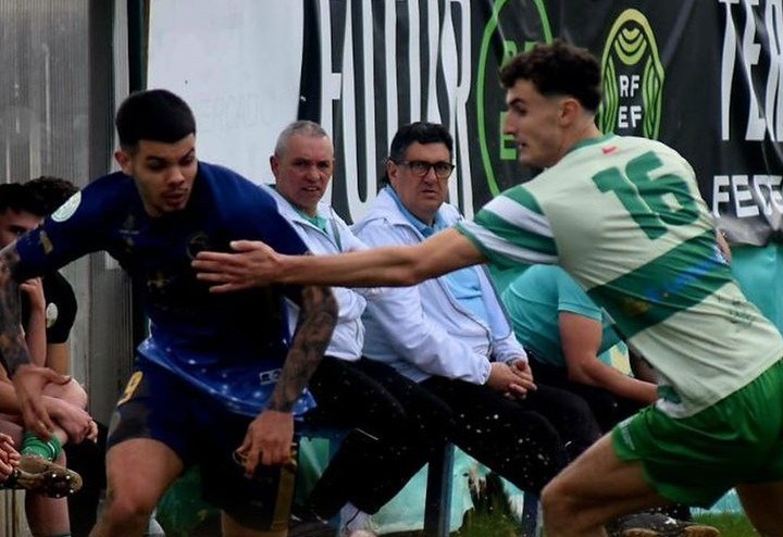 Los errores condenan al filial de Unionistas en el partido aplazado con La Virgen del Camino (1-1)