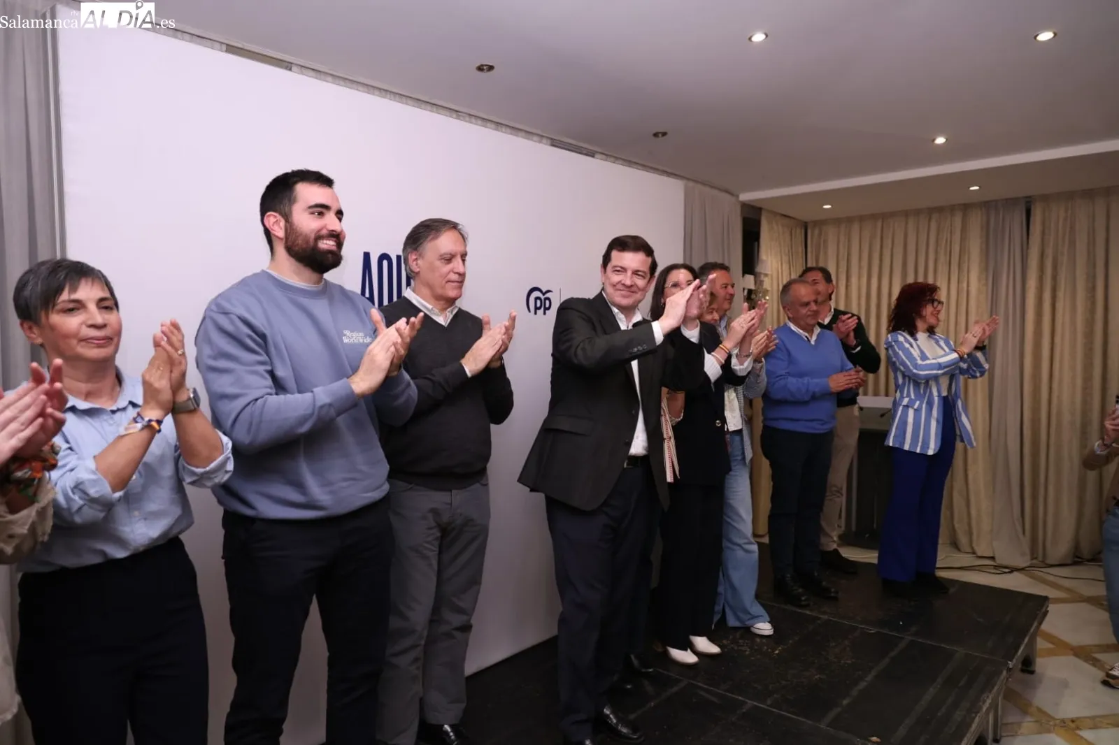Foto 7 - Ma&ntilde;ueco cierra la campa&ntilde;a del PP en Salamanca arropado por los suyos: "Somos el coraz&oacute;n de Espa&ntilde;a y lo vamos a demostrar ganando las elecciones"