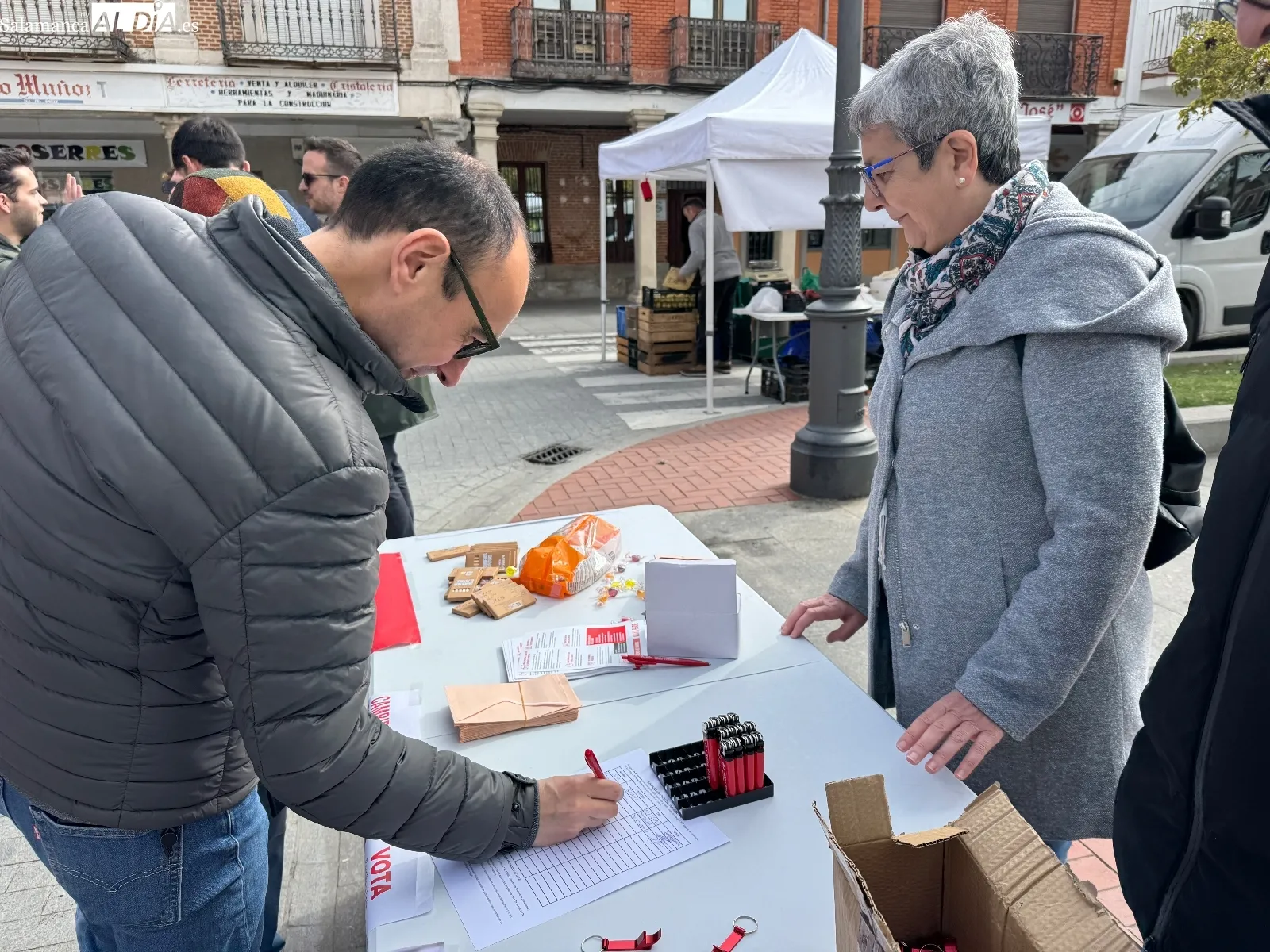 Foto 5 - El PSOE reivindica su gesti&oacute;n en Pe&ntilde;aranda y pide "una oportunidad al cambio" en Castilla y Le&oacute;n