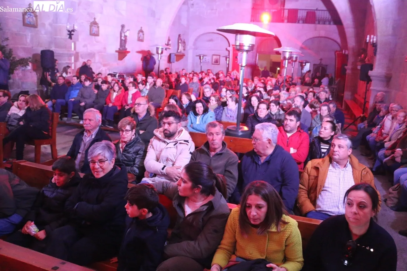Representación de La Pasión, en Mieza, por el grupo El Manantial / CORRAL 