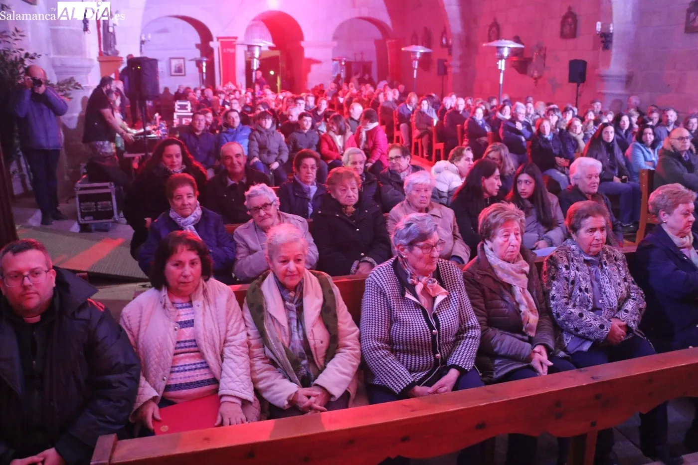Representación de La Pasión, en Mieza, por el grupo El Manantial / CORRAL 
