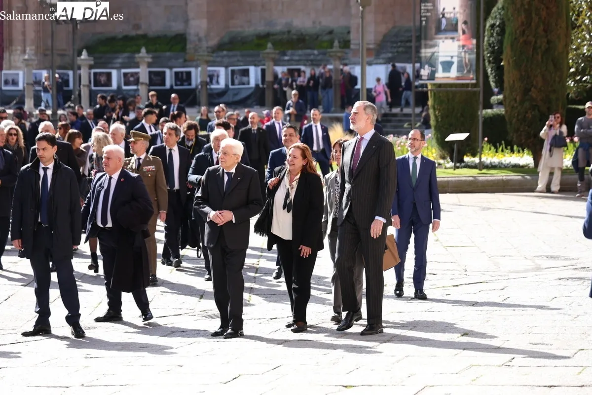 El rey Felipe VI y el presidente italiano Sergio Mattarella recorren el casco histórico de Salamanca | FOTOS: David Sañudo 