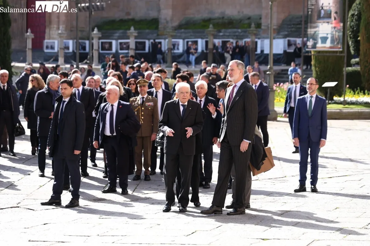 El rey Felipe VI y el presidente italiano Sergio Mattarella recorren el casco histórico de Salamanca | FOTOS: David Sañudo 