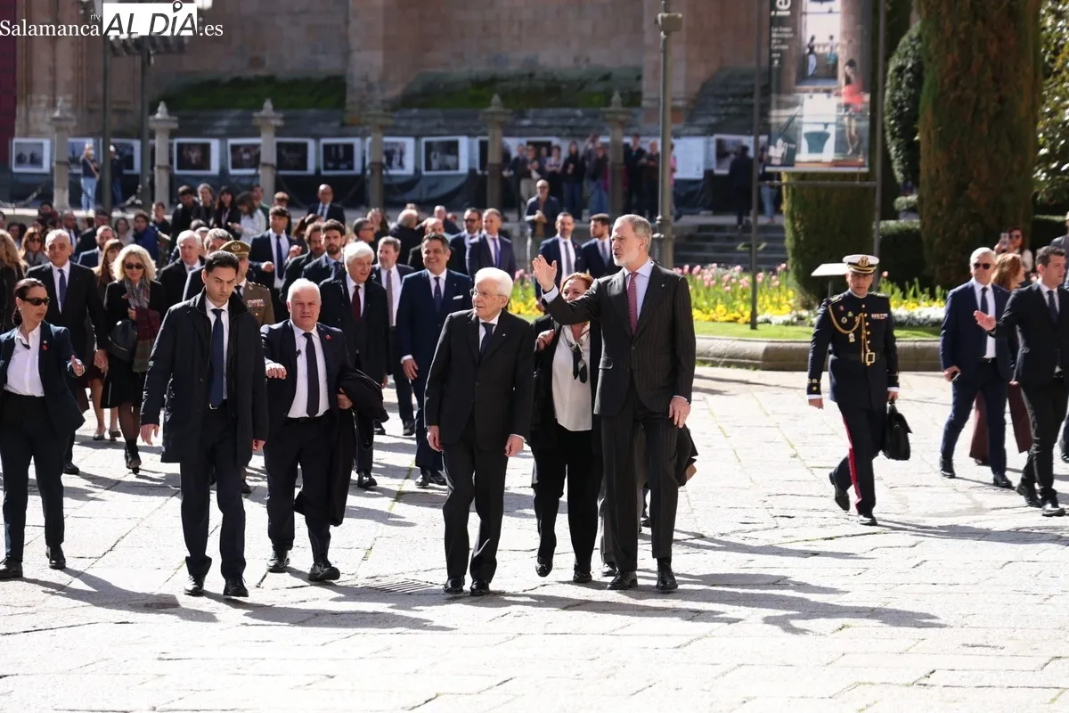 El rey Felipe VI y el presidente italiano Sergio Mattarella recorren el casco histórico de Salamanca | FOTOS: David Sañudo 