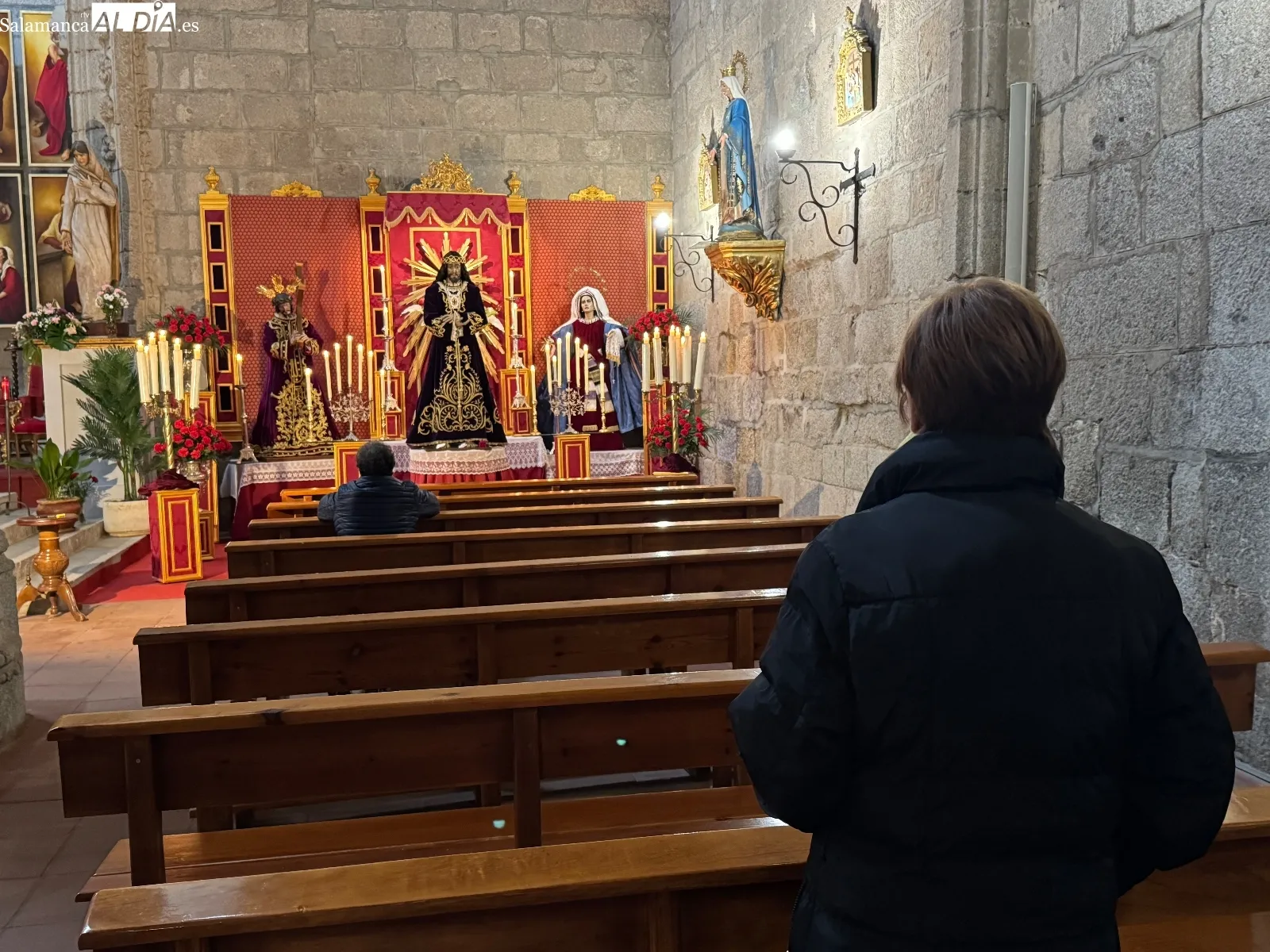Besapiés a Jesús Medinaceli en Peñaranda