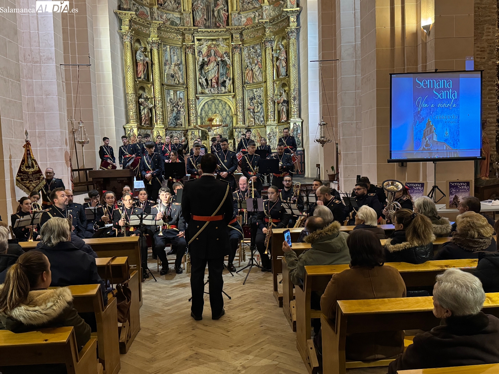 Música y tradición en la esperada presentación del cartel de la Semana Santa de Cantalapiedra