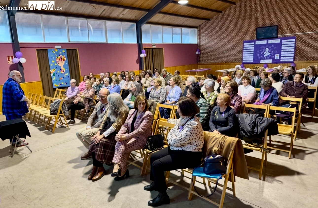 La Federación de Mujeres de la Comarca de Peñaranda conmemora el Día de la Mujer con un encuentro en Bóveda del Río Almar