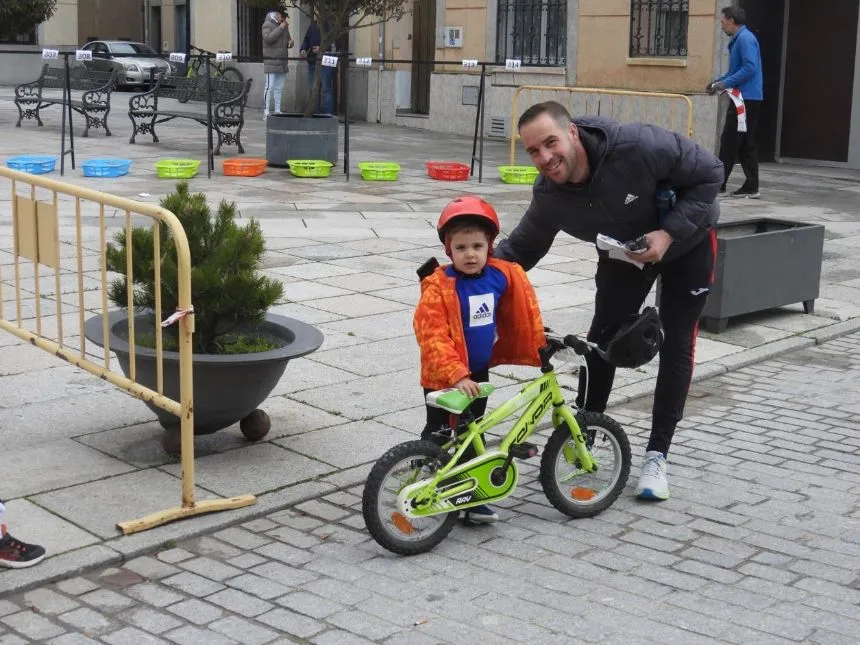 Foto 2 - FOTOS | Cantalpino corona a David Bartolom&eacute; Delanoe y Mar&iacute;a Pierna &Aacute;lvarez en su III Duatl&oacute;n Cross