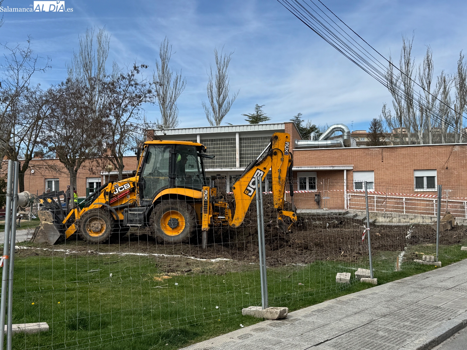 Comienzan los trabajos de excavación para la ampliación del Centro de Salud 