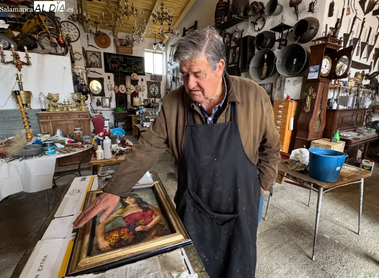 Foto 3 - Goyo, el guardi&aacute;n del tiempo de Alconada que ha rescatado la memoria de la vida rural&nbsp;