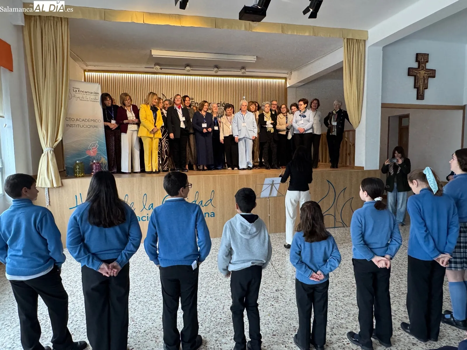 Foto 2 - Emoci&oacute;n, memoria y gratitud en el reencuentro de las generaciones 1955-1960 del Colegio La Encarnaci&oacute;n