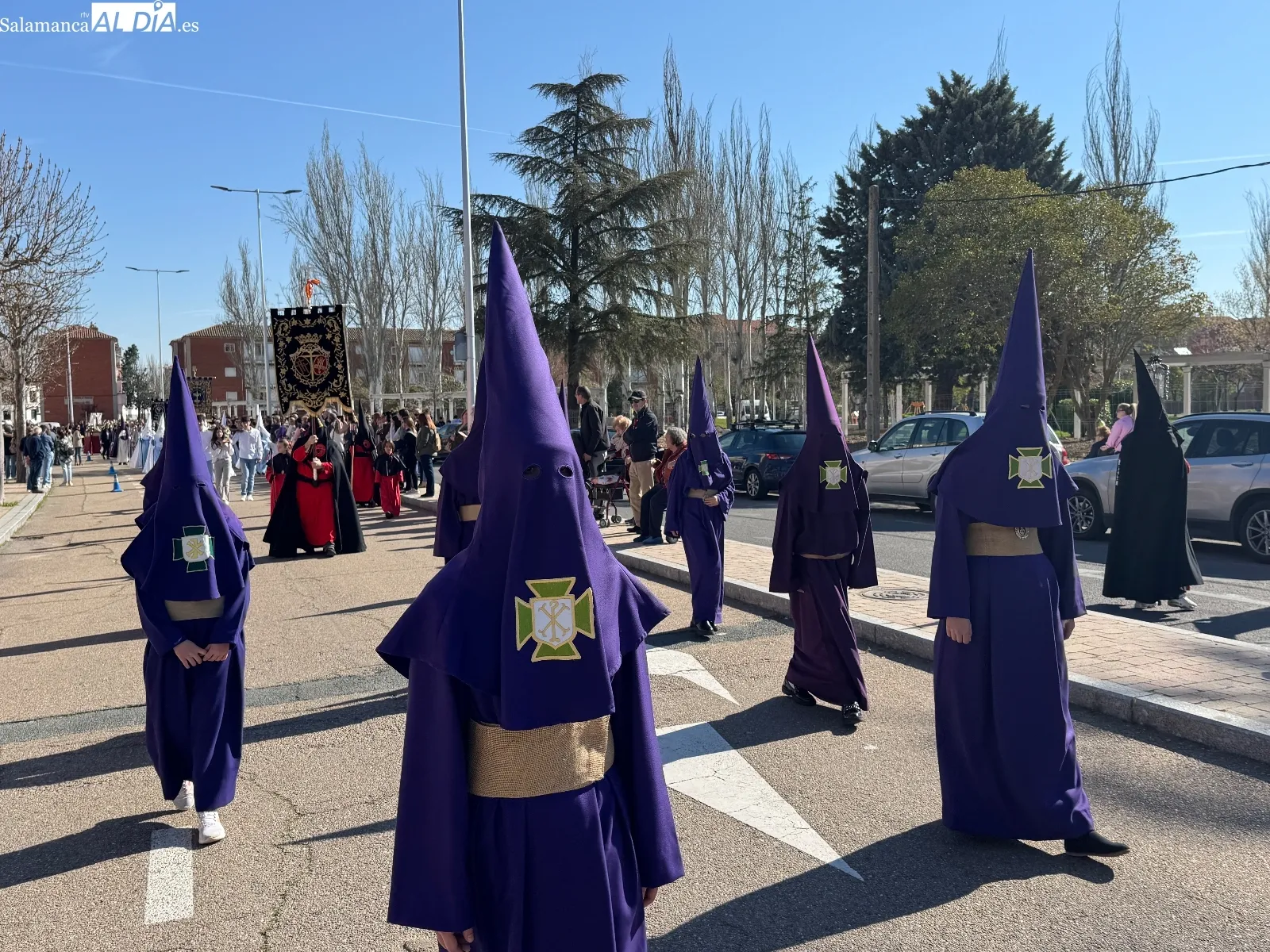 Foto 10 - La Encarnaci&oacute;n pone en marcha la Semana Santa con su gran V&iacute;a Crucis escolar