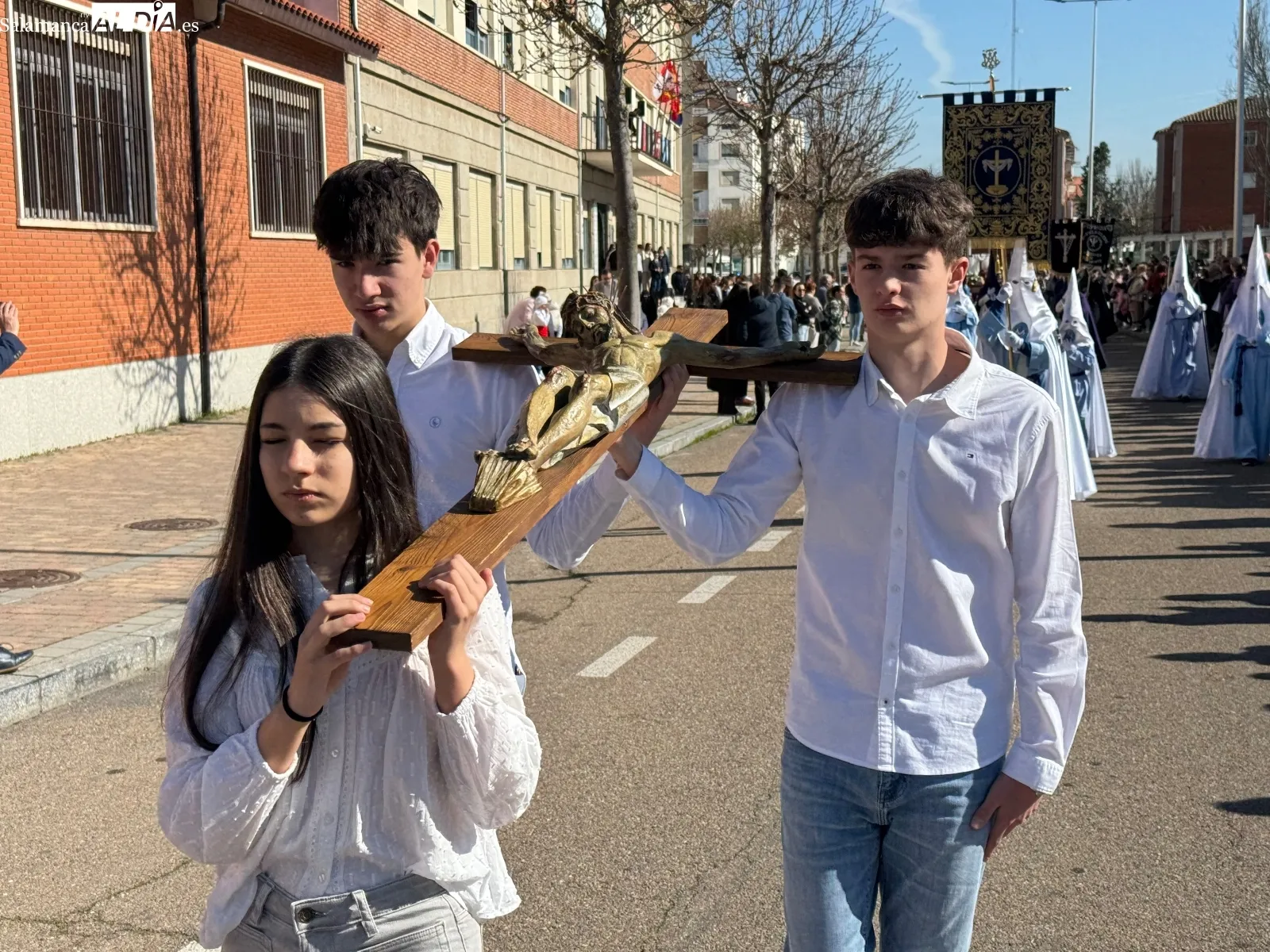 Foto 11 - La Encarnaci&oacute;n pone en marcha la Semana Santa con su gran V&iacute;a Crucis escolar