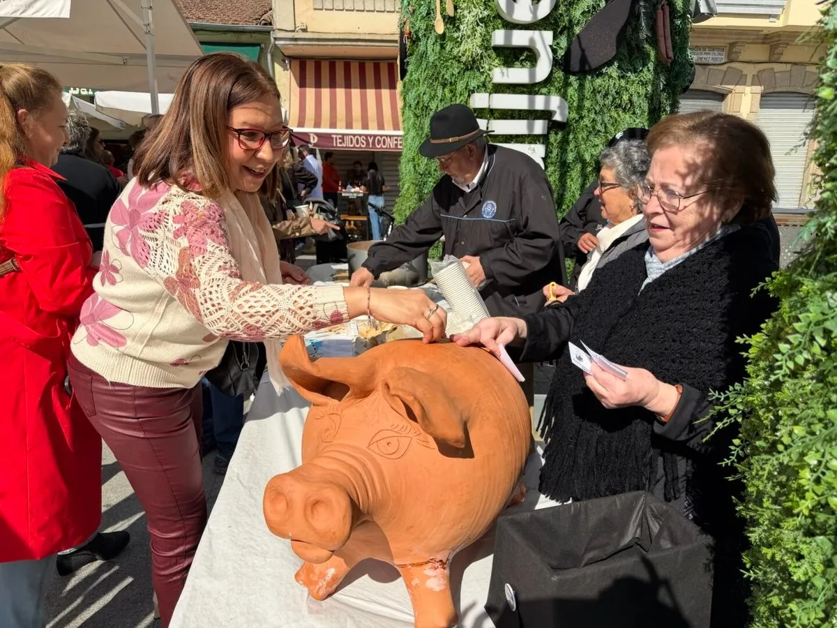 Foto 10 - Guijuelo despide los actos matanceros de 2026 con la fiesta del Mondongo (Fotos)