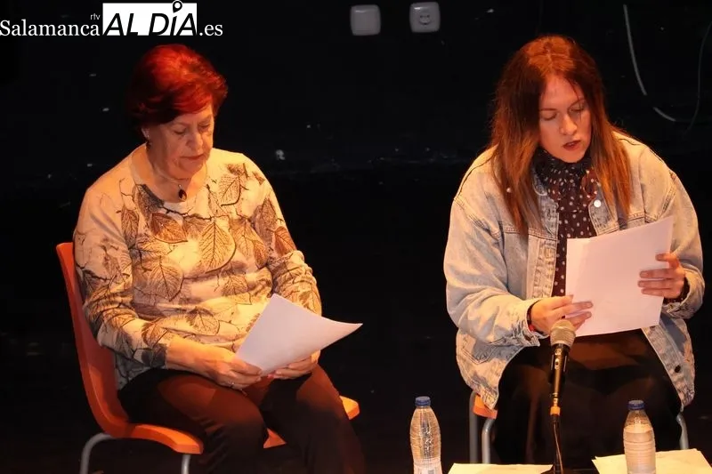 Foto 11 - Alba de Tormes reconoce la trayectoria de cinco mujeres en el acto central del 8M