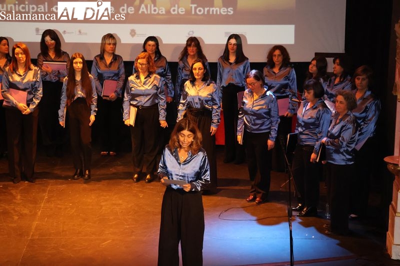 El coro Kyria pone música al acto central del 8M en Alba de Tormes con un repertorio dedicado a la mujer