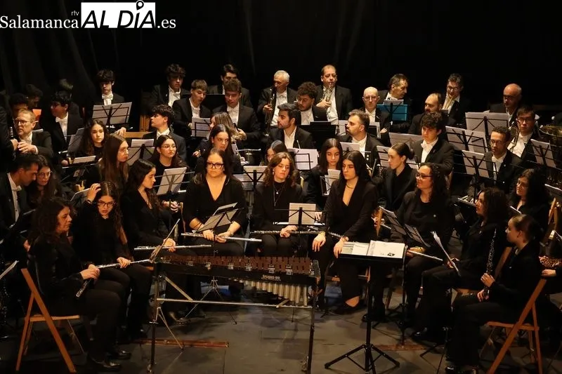 Foto 11 - La Banda de M&uacute;sica de Alba de Tormes pone en valor el talento joven en su II Concierto Extraordinario