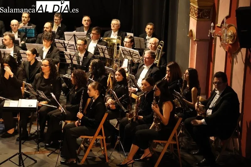Foto 10 - La Banda de M&uacute;sica de Alba de Tormes pone en valor el talento joven en su II Concierto Extraordinario