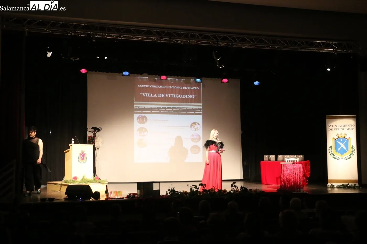 Gala de clausura y entrega de premios del Certamen de Teatro de Vitigudino / CORRAL 