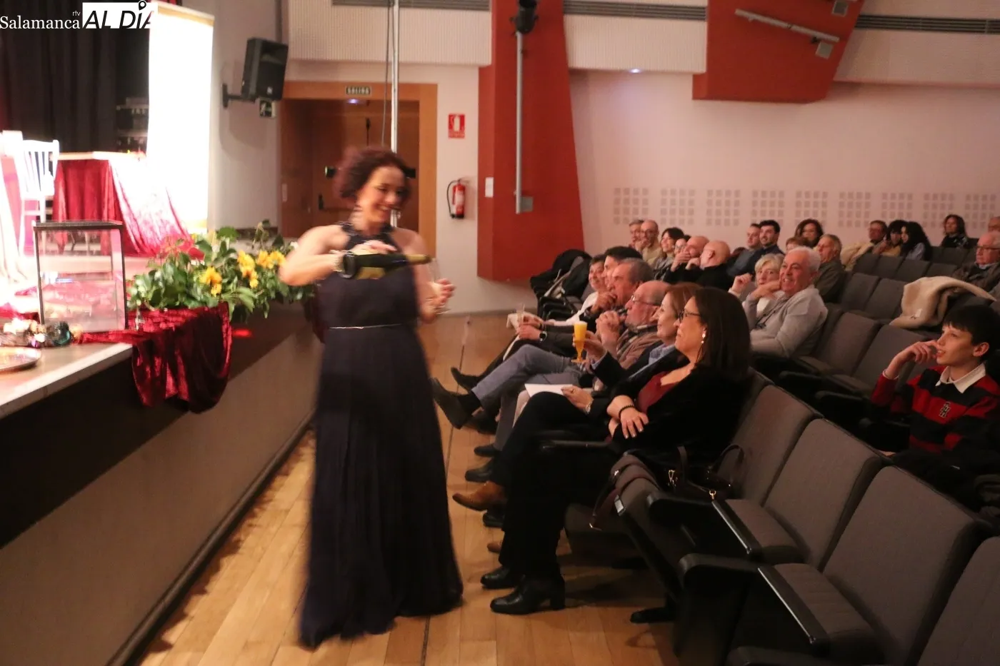 Gala de clausura y entrega de premios del Certamen de Teatro de Vitigudino / CORRAL 