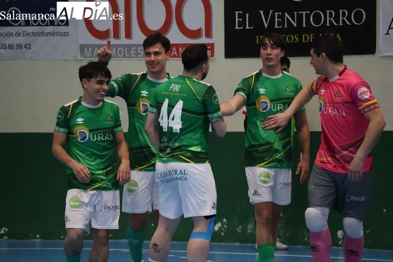 Foto 9 - FOTOS | El Piensos Dur&aacute;n Albense recupera sensaciones con una goleada ante Begonte (7-1)